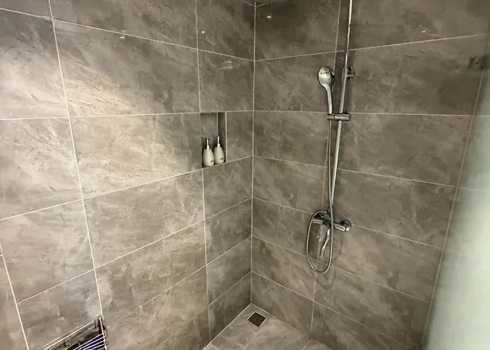 Sapphire Hon Gai Retreat Apartment *
